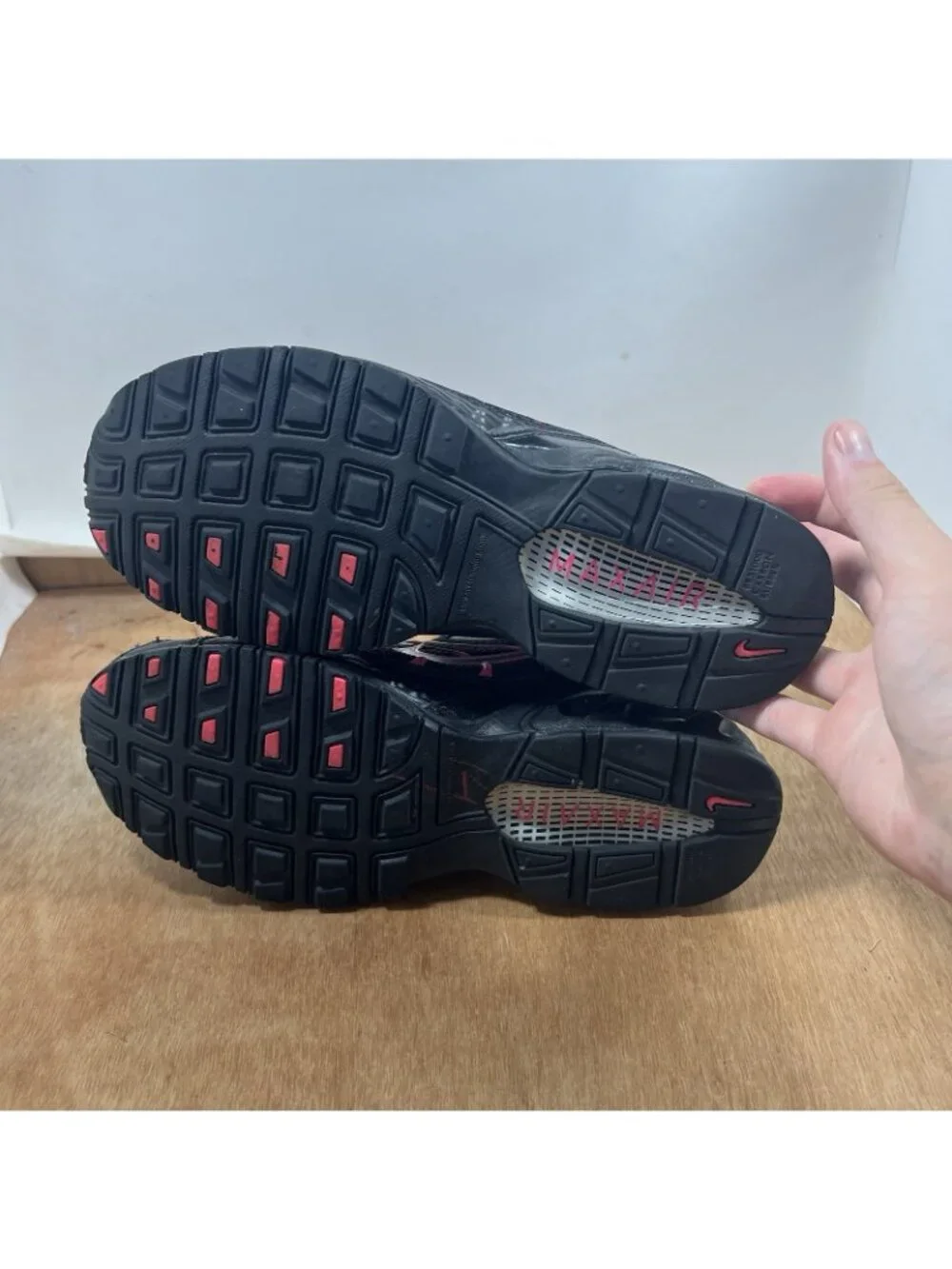 Nike Air Max Torch 4 Women's Size 9 Running Shoes Black Pink 343851-006